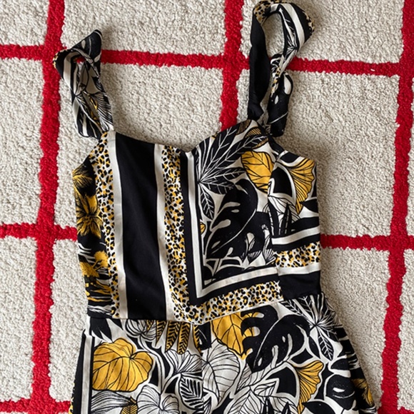 Topshop Ruffle Tank Jumpsuit Sz6 - Picture 6 of 9